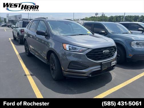 2022 Ford Edge SE