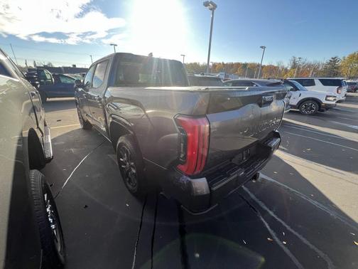 2024 Toyota Tundra Platinum