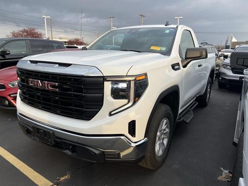 2025 GMC Sierra 1500 Pro