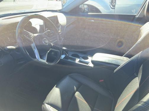 2021 Nissan Altima SR FWD