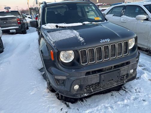 2022 Jeep Renegade Latitude