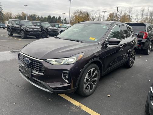 2023 Ford Escape Platinum