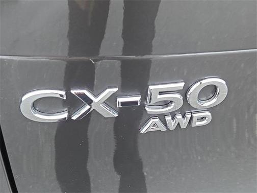 2025 Mazda CX-50 2.5 S Preferred Package