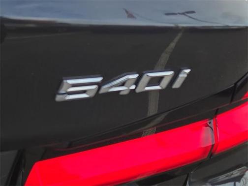 2023 BMW 540 i xDrive