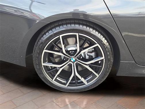 2023 BMW 540 i xDrive