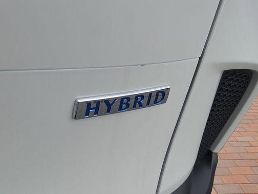 Wind Chill Pearl 2025 Mazda CX-50 Hybrid Preferred Package