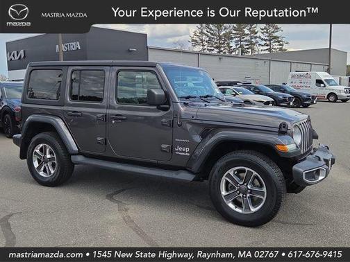 Granite Crystal Clearcoat Metallic 2018 Jeep Wrangler Unlimited Sahara