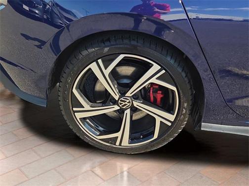 2024 Volkswagen Golf GTI 2.0T SE DSG