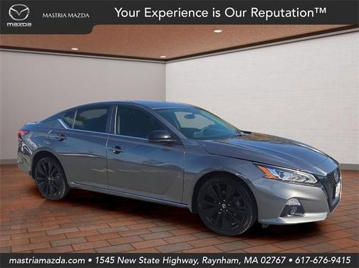 2022 Nissan Altima 2.5 SR