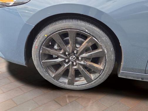 2023 Mazda Mazda3 2.5 S Carbon Edition