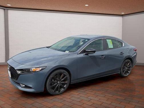 2023 Mazda Mazda3 2.5 S Carbon Edition