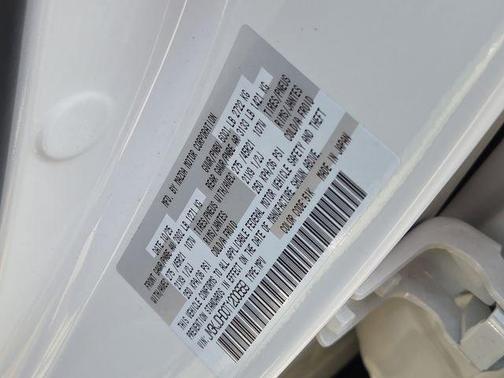 Rhodium White Premium 2026 Mazda CX-70 PR