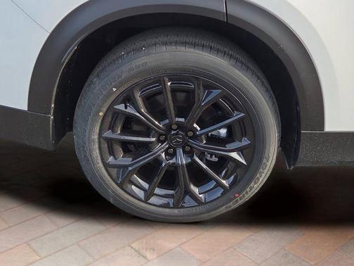 Rhodium White Premium 2026 Mazda CX-70 PR