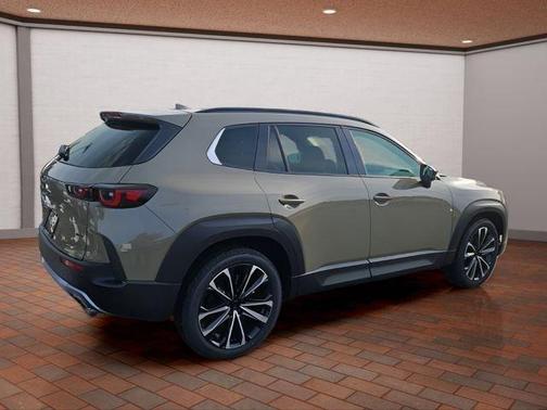 Zircon Sand Metallic 2026 Mazda CX-50 2.5 Turbo