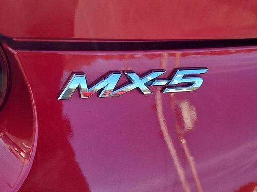 Soul Red 2016 Mazda MX-5 Miata Club