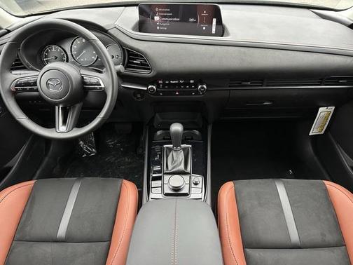 2025 Mazda CX-30 2.5 Carbon Turbo