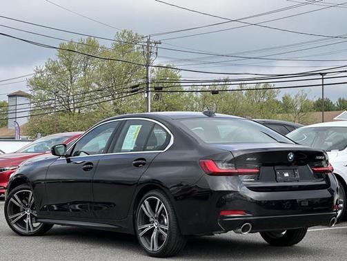 2024 BMW 330 i xDrive