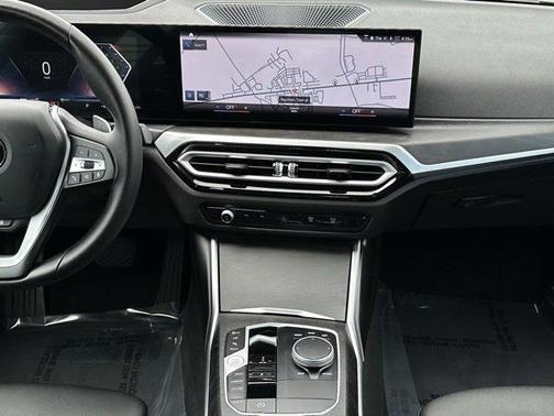 2024 BMW 330 i xDrive