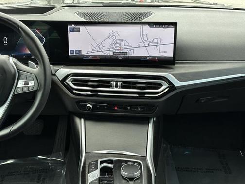 2024 BMW 330 i xDrive