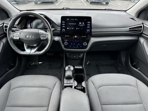 2021 Hyundai IONIQ EV SE