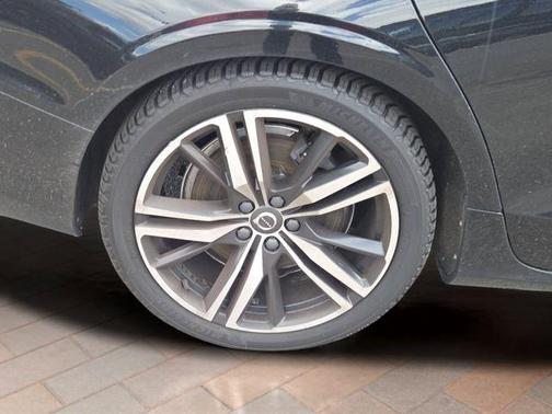 Blackstone 2019 Volvo S60 T6 R-Design