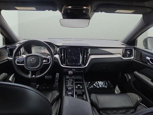 Blackstone 2019 Volvo S60 T6 R-Design