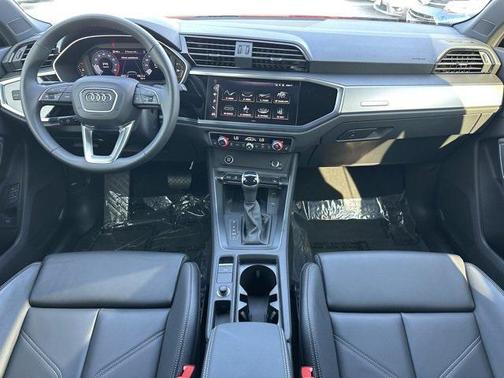 2025 Audi Q3 Premium