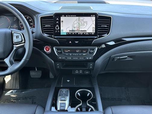 2025 Honda Ridgeline Black