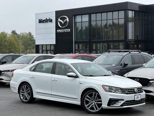 2017 Volkswagen Passat 1.8T R-Line w/Comfort