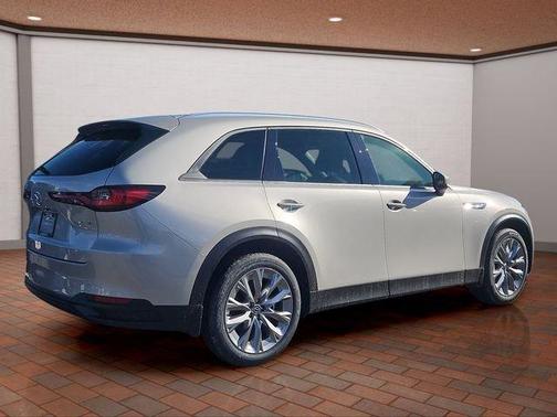 Platinum Quartz Metallic 2026 Mazda CX-90 Preferred
