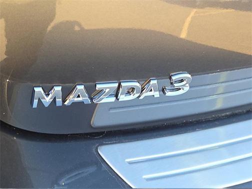 2025 Mazda Mazda3 FWD w/Preferred Package