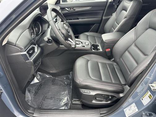 2025 Mazda CX-5 Carbon Edition