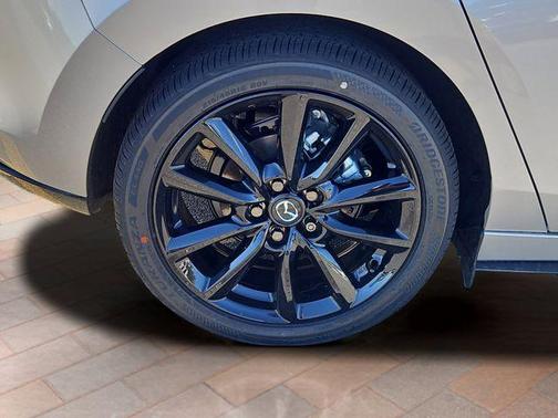 Platinum Quartz Metallic 2026 Mazda Mazda3 FWD w/Premium Package