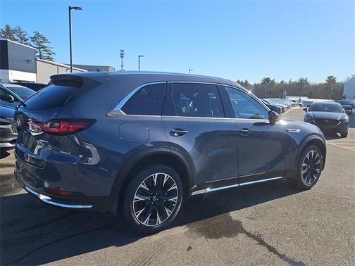 2026 Mazda CX-90 Premium Plus