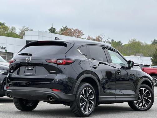 2022 Mazda CX-5 2.5 S Premium Package