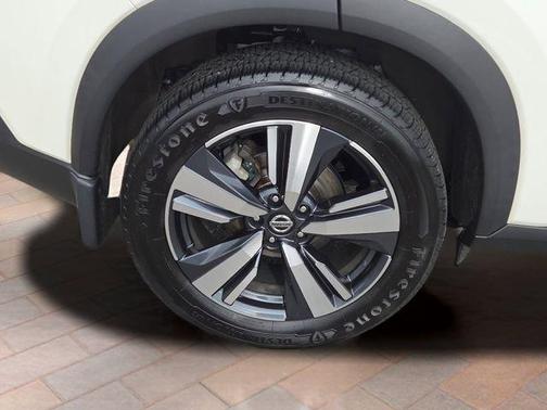 White 2021 Nissan Rogue SL