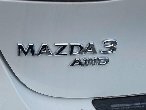 Snowflake White Pearl 2026 Mazda Mazda3 AWD w/Premium Package