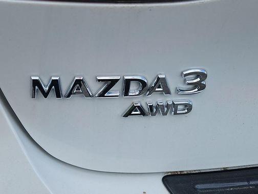 Snowflake White Pearl 2026 Mazda Mazda3 AWD w/Premium Package