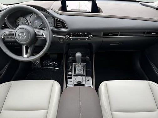 Snowflake White Pearl Mica 2025 Mazda CX-30 Premium Package