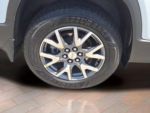 Summit White 2023 GMC Acadia SLT