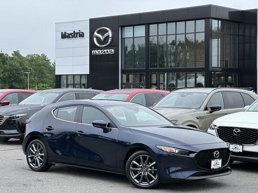 2022 Mazda Mazda3 FWD w/Preferred Package