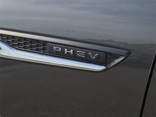 2024 Mazda CX-90 PHEV Premium
