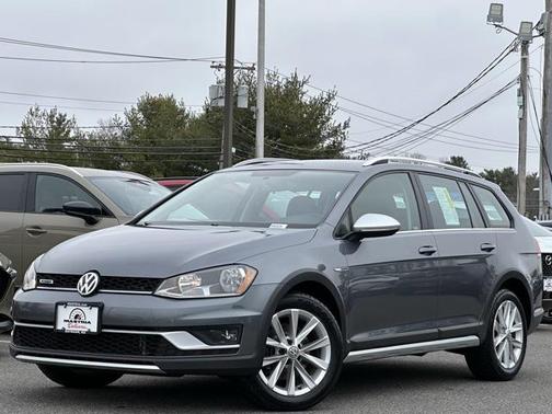 2017 Volkswagen Golf Alltrack TSI S