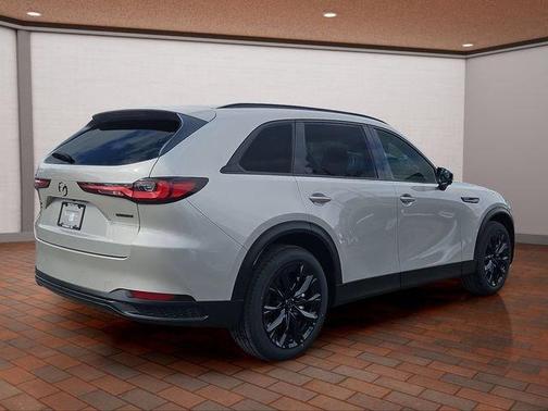 Platinum Quartz Metallic 2026 Mazda CX-90 Premium