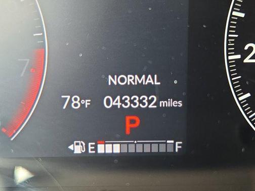 Modern Steel Metallic 2023 Honda HR-V LX