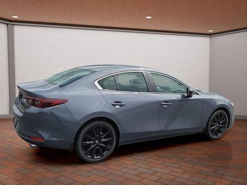 Polymetal Gray Metallic 2026 Mazda Mazda3 2.5 S Carbon Edition