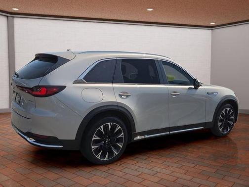 Platinum Quartz Metallic 2024 Mazda CX-90 PHEV Premium Plus
