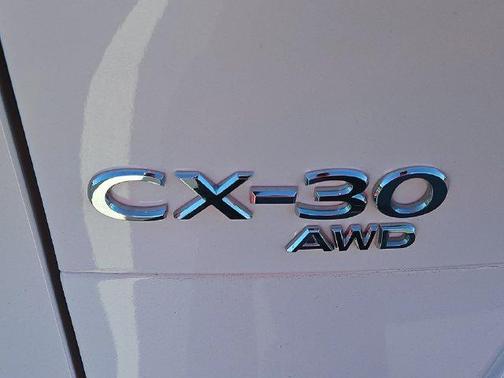 Snowflake White Pearl 2024 Mazda CX-30 2.5 S Preferred Package