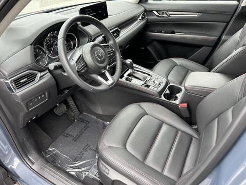 2025 Mazda CX-5 Carbon Edition