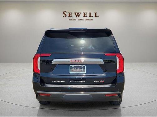 Onyx Black 2023 GMC Yukon AT4